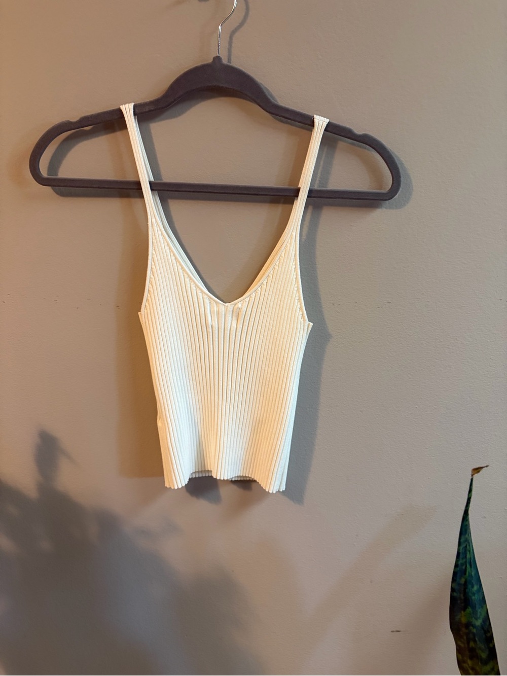 H&M Ribbed V-Neck Crop Tank - Cream